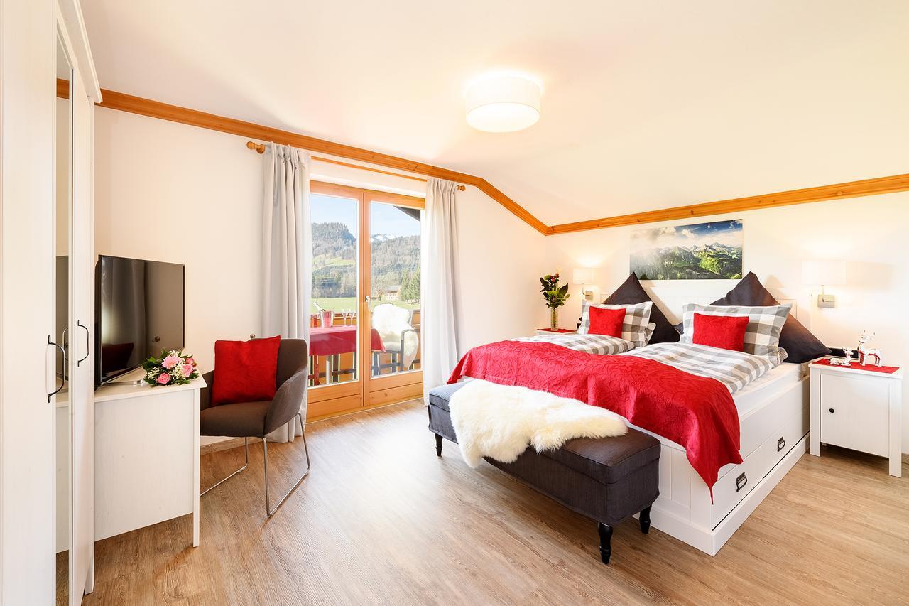"Haus Berktold" - Annehmlichkeiten Von 4-Sterne Familien-Und Wellnesshotel Viktoria Koennen Mitbenutzt Werden Oberstdorf Zewnętrze zdjęcie